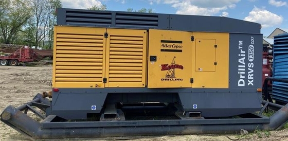 975L 디젤 탱크 용량 휴대용 압축기 XRVS1350 산업용