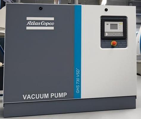 11 KW 샤프트 파워 AC 진공 펌프 GHS 730 VSD + 51-73 DB A의 낮은 소음 수준과 900 * 1300 * 1100 mm의 작은 발자국